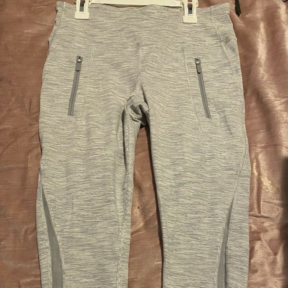 Lululemon Invigorate 7/8 Tight